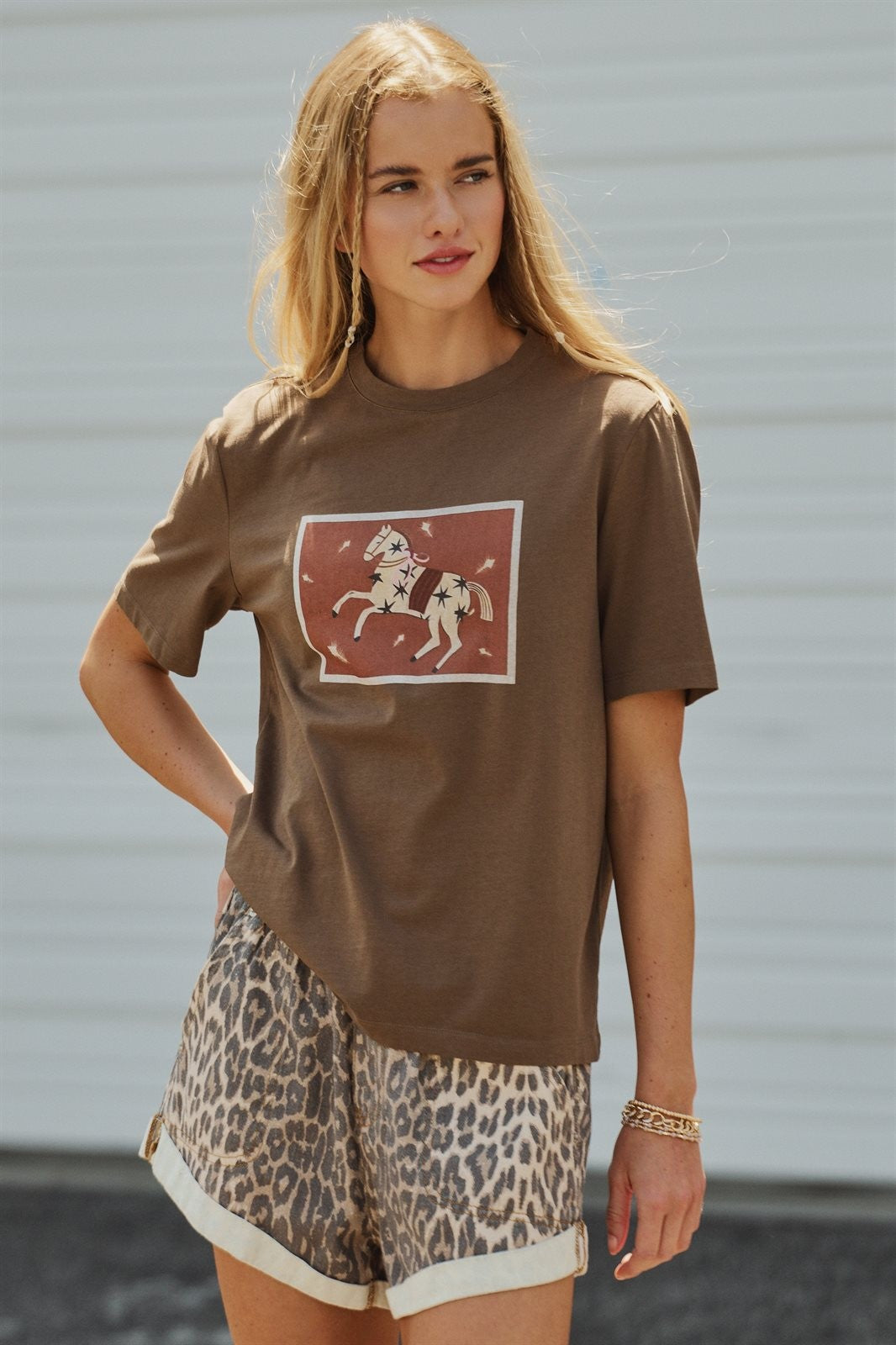 Western Horse Graphic Cotton Tee in Brown in Brown - Women's Fashion | Urban Daizy