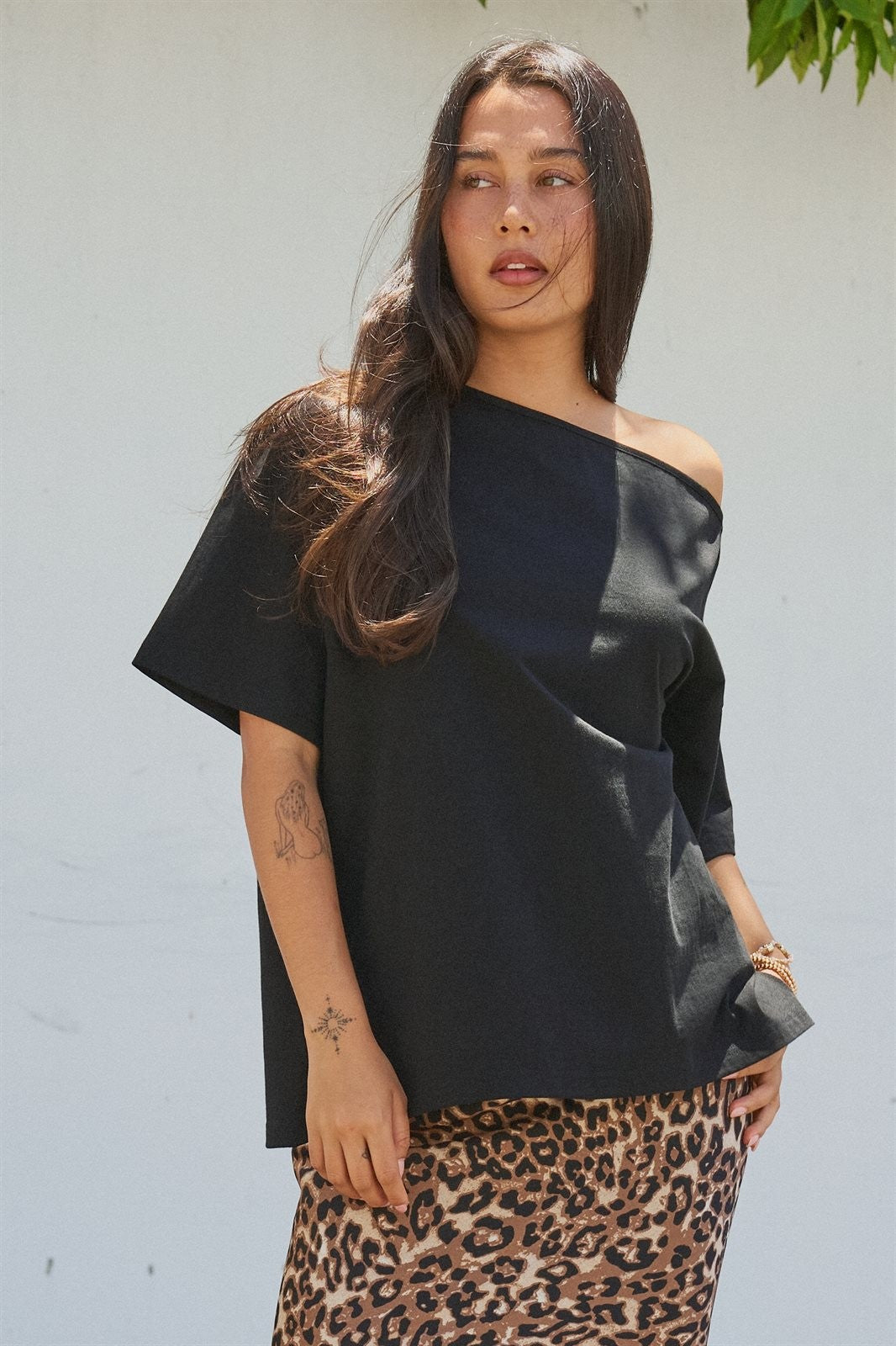 Asymmetrical Off-Shoulder Boxy Cotton Tee in Black - Women's Fashion | Urban Daizy