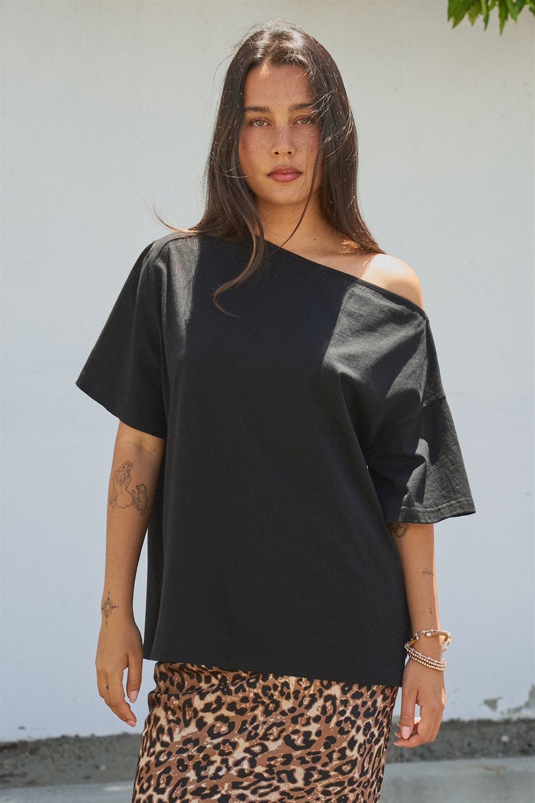 Asymmetrical Off-Shoulder Boxy Cotton Tee in Black - Women's Fashion | Urban Daizy