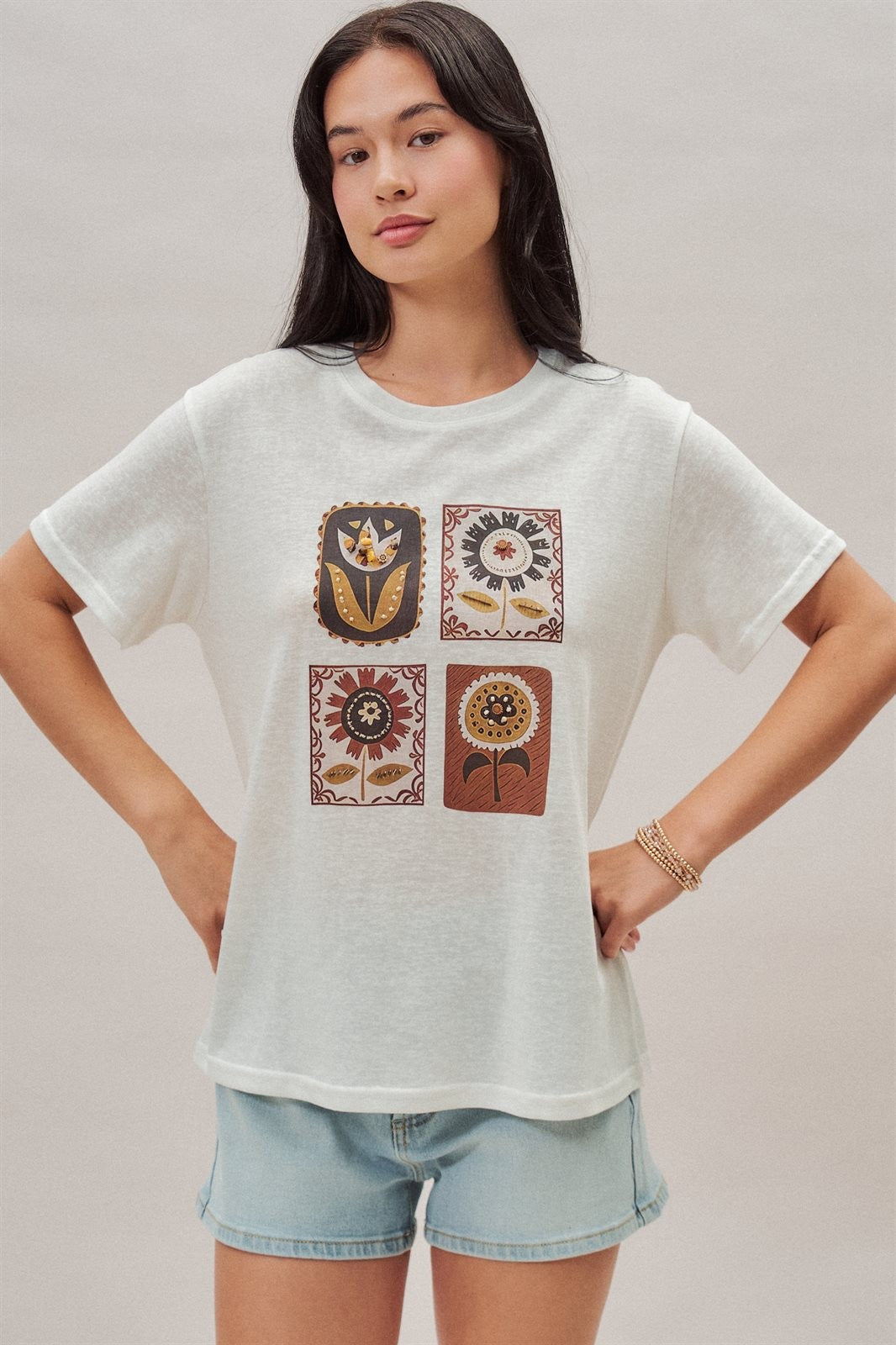 Folk Floral Beaded Graphic Slub Cotton Tee in White - Women's Fashion | Urban Daizy