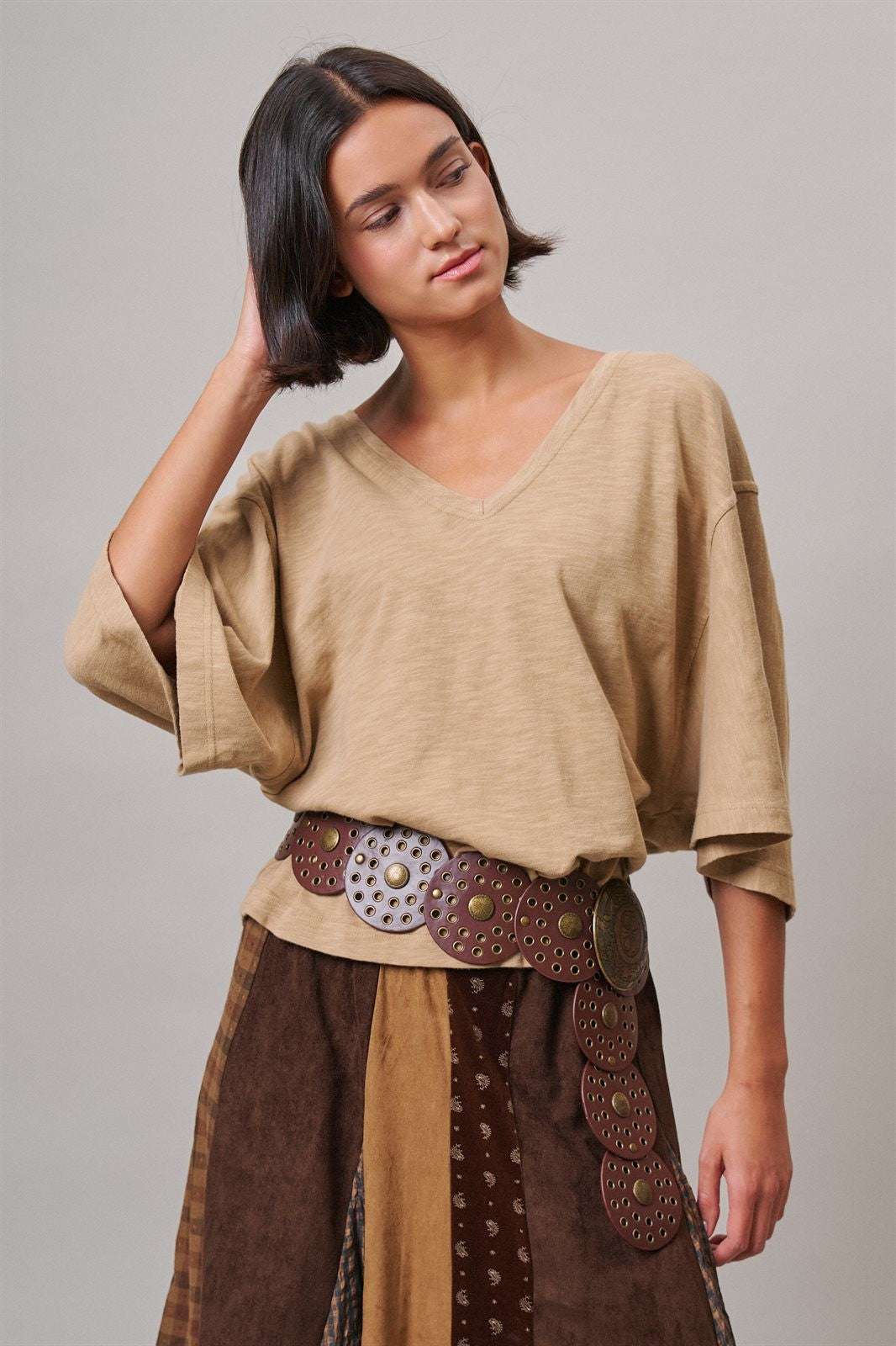 Sun Faded Slub V Neck Tee in Taupe	 - Women's T-Shirts & Polos | Urban Daizy